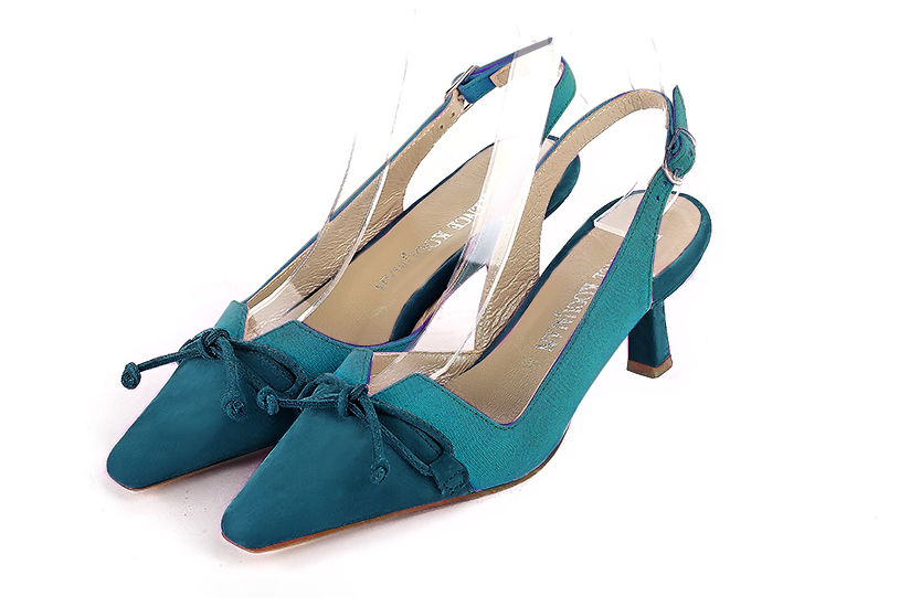Peacock blue women's open back shoes, with a knot. Tapered toe. Medium spool heels. Front view - Florence KOOIJMAN